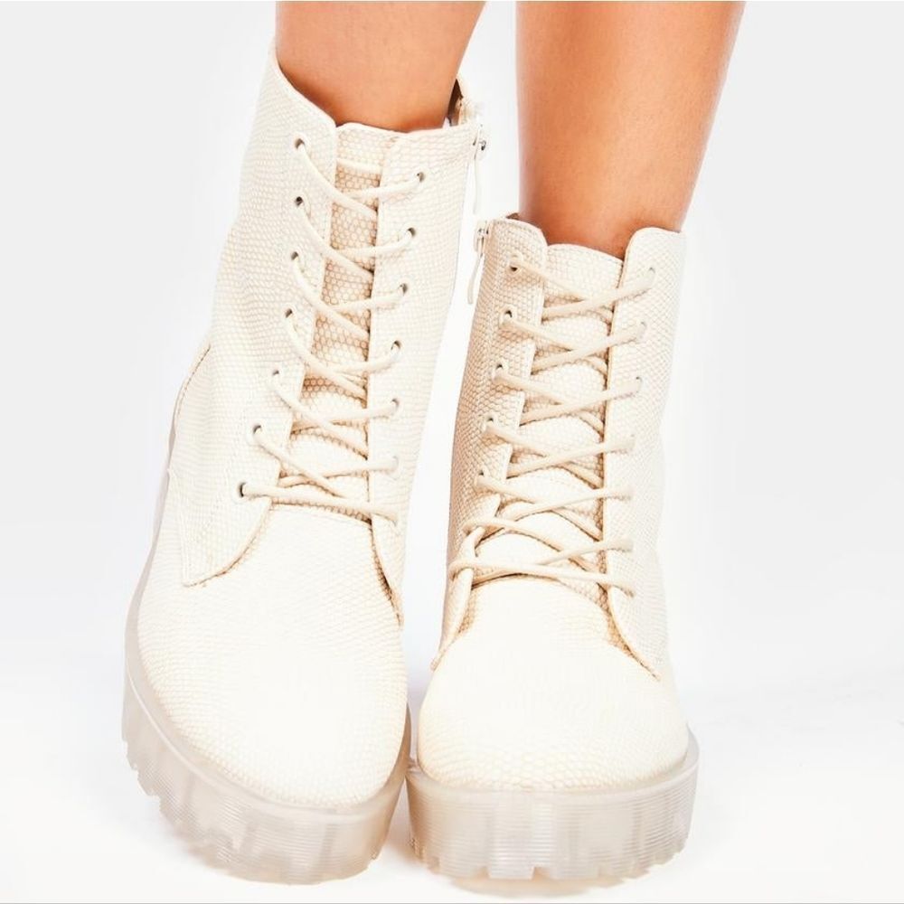 (30-4573) Women's Combat Boots Sz 7 - Picture 11 of 12
